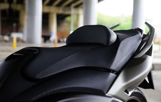 2015款雅馬哈TMAX 530 ABS 摩托車測評