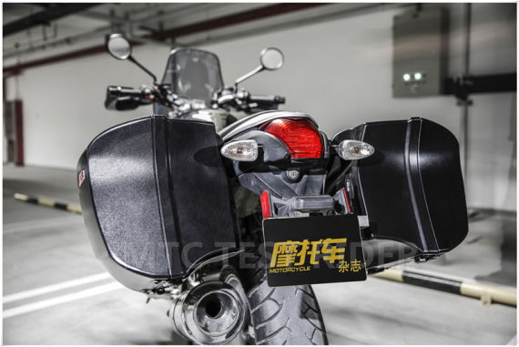 2008款BMW R1200R寶馬摩托車